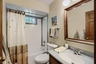 390 Cornell Ln, Elgin, IL 60123 - Photo 21