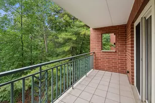 3900 W Bryn Mawr Ave, Chicago, IL 60659 - Photo 15