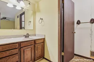 4718 Lake Dawnwood Dr, McHenry, IL 60051 - Photo 25