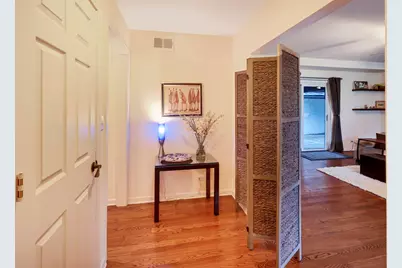 198 Oakwood Drive, Wood Dale, IL 60191 - Photo 5