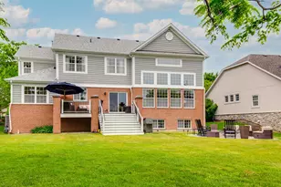 1679 N Stanwich Rd, Vernon Hills, IL 60061 - Photo 33