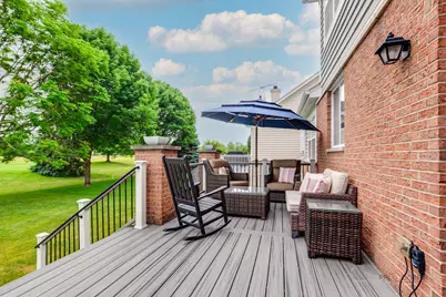 1679 N Stanwich Road, Vernon Hills, IL 60061 - Photo 31