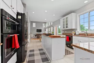 1679 N Stanwich Rd, Vernon Hills, IL 60061 - Photo 17