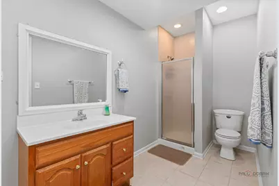1679 N Stanwich Road, Vernon Hills, IL 60061 - Photo 29