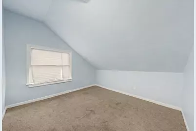 8239 S Colfax Avenue, Chicago, IL 60617 - Photo 7