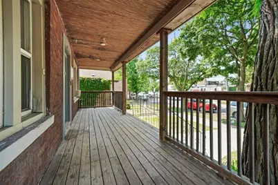 8239 S Colfax Avenue, Chicago, IL 60617 - Photo 19