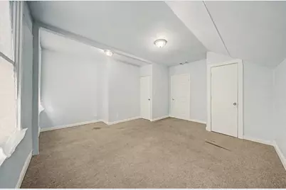 8239 S Colfax Avenue, Chicago, IL 60617 - Photo 15