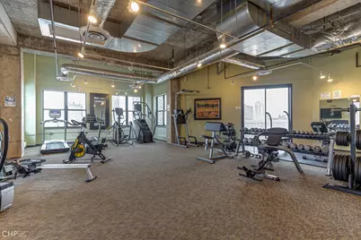 1122 W Catalpa Avenue #402, Chicago, IL 60640 - Photo 13