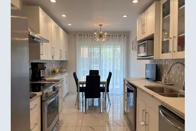 9530 Lamon Avenue #407, Skokie, IL 60077 - Photo 15