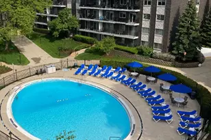 9530 Lamon Ave, Skokie, IL 60077 - Photo 51