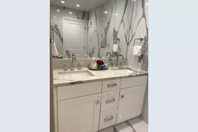 9530 Lamon Avenue #407, Skokie, IL 60077 - Photo 35