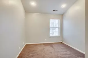 1829 Quaker Hollow Ln, Streamwood, IL 60107 - Photo 15