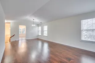 1829 Quaker Hollow Ln, Streamwood, IL 60107 - Photo 9