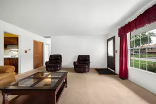 7410 Churchill Dr, Hanover Park, IL 60133 - Photo 5
