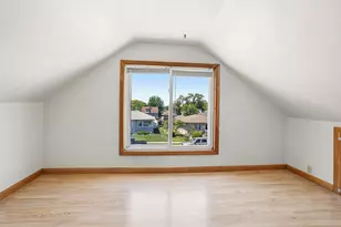 609 Greenbay Ave, Calumet City, IL 60409 - Photo 9