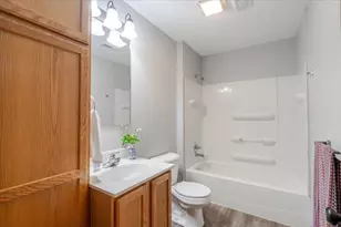 712 Platt Way, Hudson, IL 61748 - Photo 25