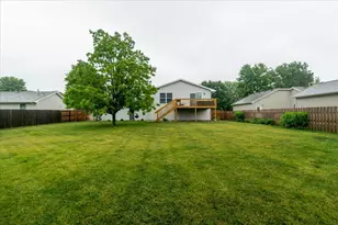 712 Platt Way, Hudson, IL 61748 - Photo 31