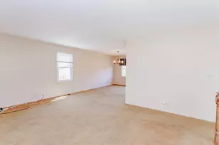 750 Michigan Ln, Elk Grove Village, IL 60007 - Photo 5