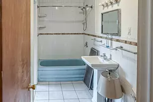 1014 Edwards St, Waukegan, IL 60085 - Photo 11