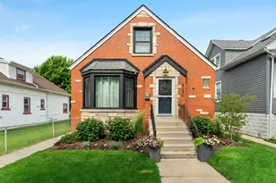 4230 N Moody Ave, Chicago, IL 60634 - Photo 1