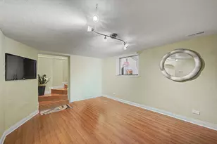 222 S Mayfair Pl, Chicago Heights, IL 60411 - Photo 23