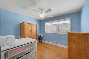 222 S Mayfair Pl, Chicago Heights, IL 60411 - Photo 27