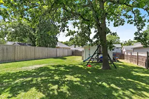 645 Haish Blvd, Dekalb, IL 60115 - Photo 19