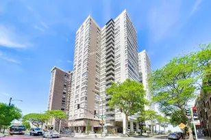 6301 N Sheridan Rd, Chicago, IL 60660 - Photo 1