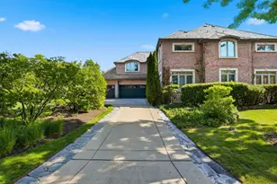 809 Edgemont Ln, Park Ridge, IL 60068 - Photo 3
