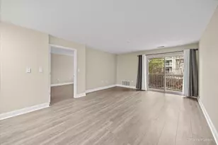 605 Barrington Ave, East Dundee, IL 60118 - Photo 3