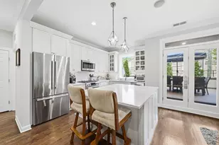 [Address not provided], Chicago, IL 60657 - Photo 11