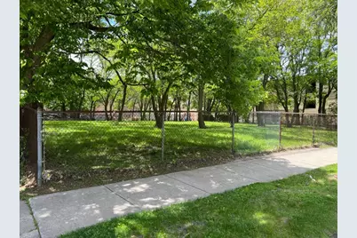 2121 E 72nd Street, Chicago, IL 60649 - Photo 13