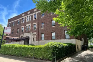 2121 E 72nd St, Chicago, IL 60649 - Photo 1
