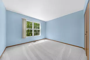 959 Ellsworth Dr, Grayslake, IL 60030 - Photo 7