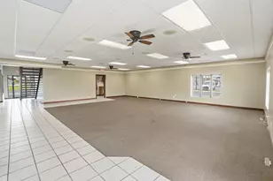 8080 E 109th Ave, Winfield, IN 46307 - Photo 9