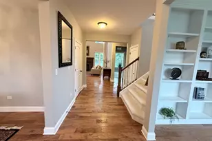 823 Heatherfield Cir, Naperville, IL 60565 - Photo 19