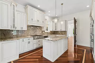 7000 N Kilpatrick Avenue, Lincolnwood, IL 60712 - Photo 17