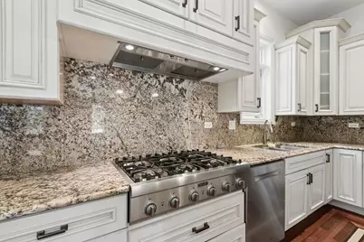 7000 N Kilpatrick Avenue, Lincolnwood, IL 60712 - Photo 19