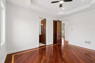 7000 N Kilpatrick Avenue, Lincolnwood, IL 60712 - Photo 31