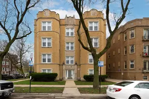 2156 W Arthur Ave, Chicago, IL 60645 - Photo 1