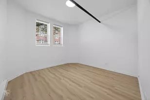 2156 W Arthur Ave, Chicago, IL 60645 - Photo 7