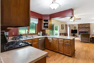 7241 Foxfire Dr, Crystal Lake, IL 60012 - Photo 13