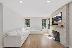 420 Chara Ct, Bartlett, IL 60103 - Photo 13
