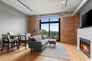 2024 S Wabash Ave, Chicago, IL 60616 - Photo 3