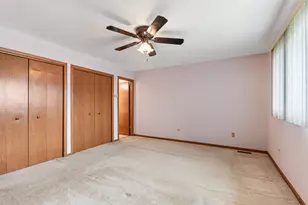 891 Young St, Lemont, IL 60439 - Photo 13