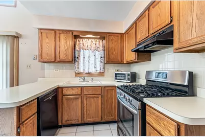 891 Young Street, Lemont, IL 60439 - Photo 9