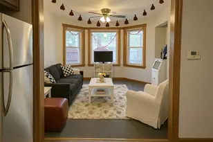 1416 W Wolfram St, Chicago, IL 60657 - Photo 5