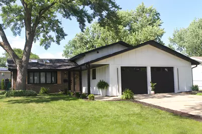 326 Milan Court, Schaumburg, IL 60193 - Photo 1