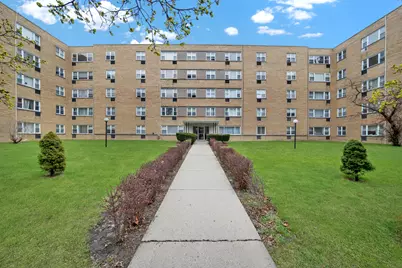 6161 N Hoyne Avenue #504, Chicago, IL 60659 - Photo 1