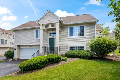 557 Cary Woods Circle, Cary, IL 60013 - Photo 1